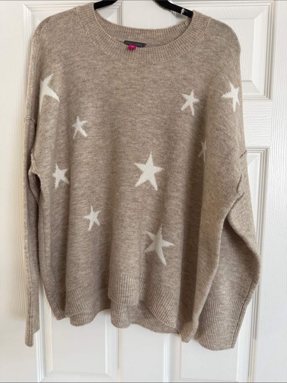 Vince Camito Cozy Star Pattern Knit Sweater - Beige